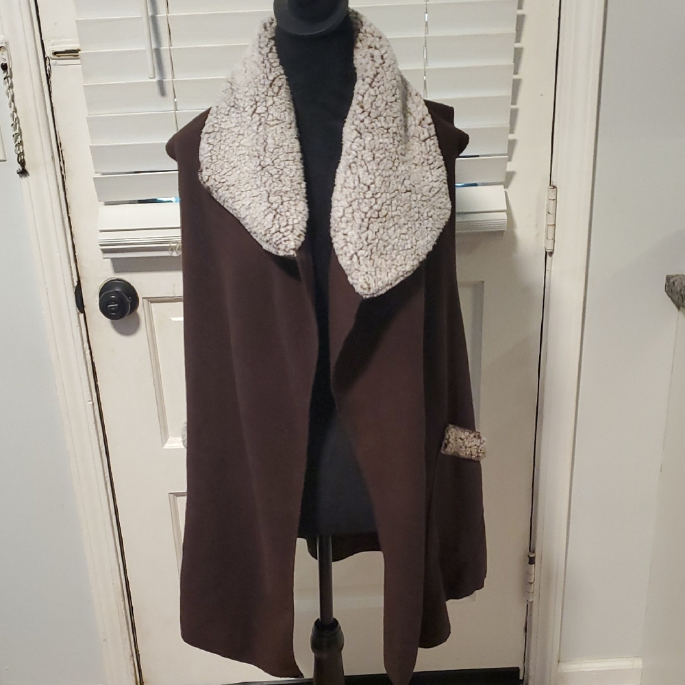 Le Moda Brown Sherpa Vest